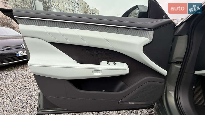 Позашляховик / Кросовер Zeekr 001 2024 в Бердичеві