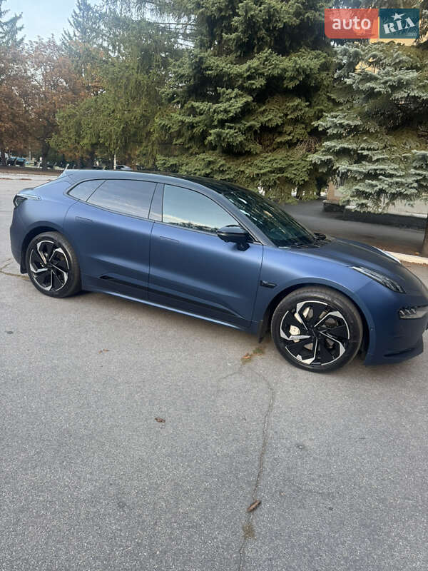 Позашляховик / Кросовер Zeekr 001 2023 в Києві фото 3 Позашляховик / Кросовер Zeekr 001 2023 в Києві