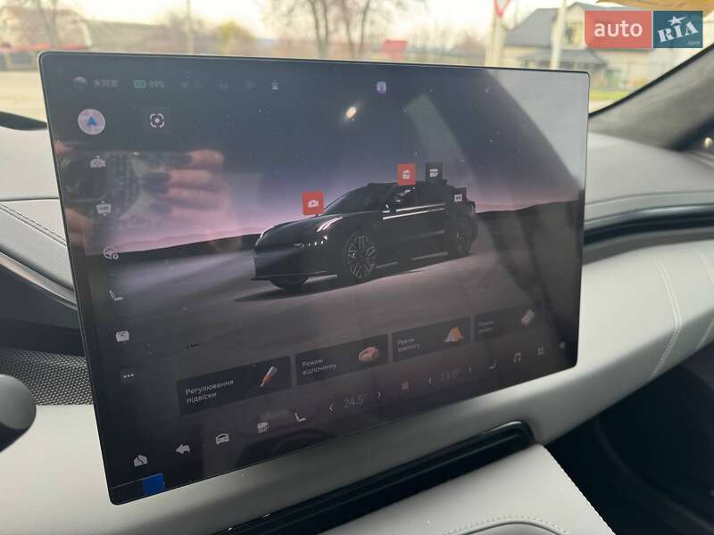 Позашляховик / Кросовер Zeekr 001 2025 в Києві