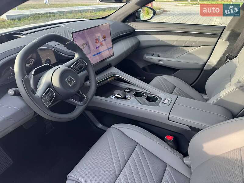 Позашляховик / Кросовер Zeekr 001 2025 в Києві фото 12 Позашляховик / Кросовер Zeekr 001 2025 в Києві