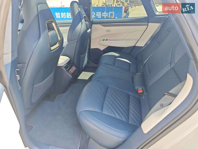 Позашляховик / Кросовер Zeekr 001 2024 в Одесі фото 8 Позашляховик / Кросовер Zeekr 001 2024 в Одесі