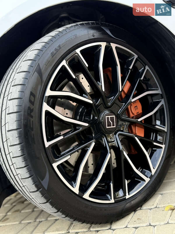 Позашляховик / Кросовер Zeekr 001 2025 в Одесі