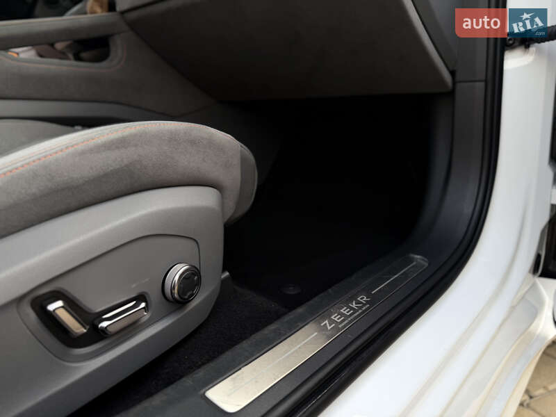 Позашляховик / Кросовер Zeekr 001 2025 в Одесі