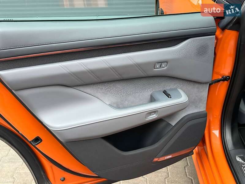 Внедорожник / Кроссовер Zeekr 001 2024 в Львове