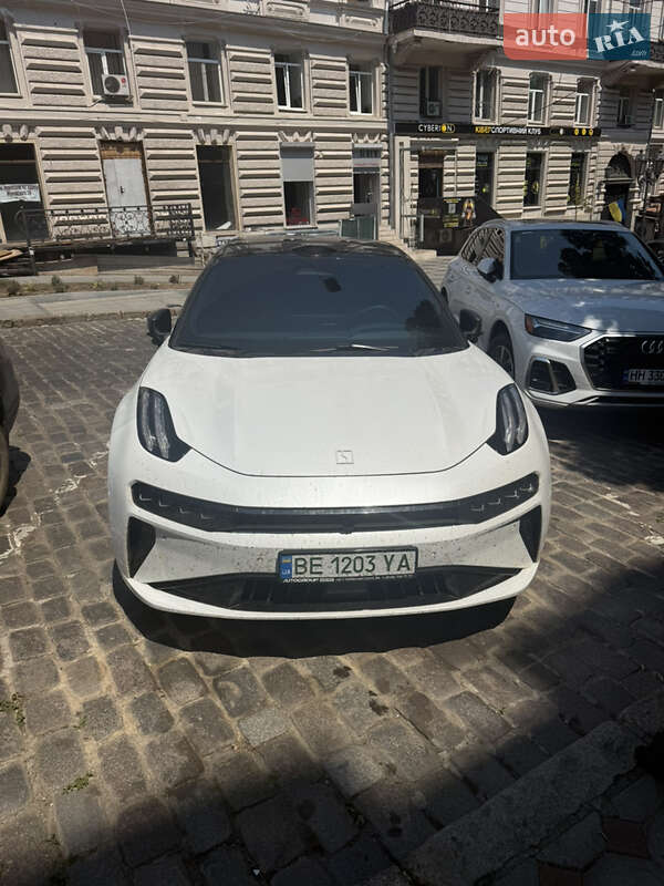 Внедорожник / Кроссовер Zeekr 001 2024 в Николаеве