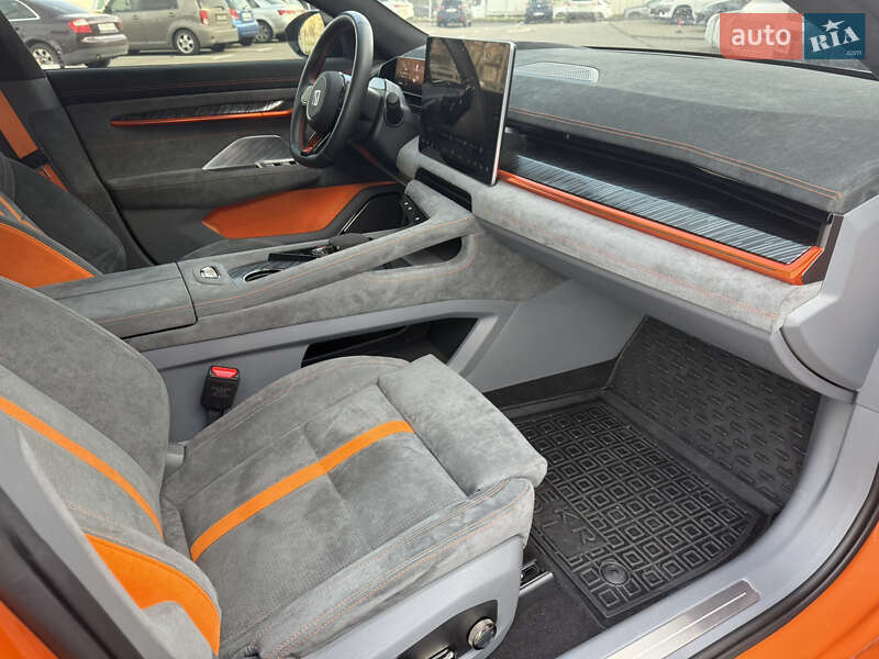 Позашляховик / Кросовер Zeekr 001 2023 в Києві