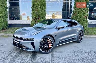 Внедорожник / Кроссовер Zeekr 001 2025 в Киеве