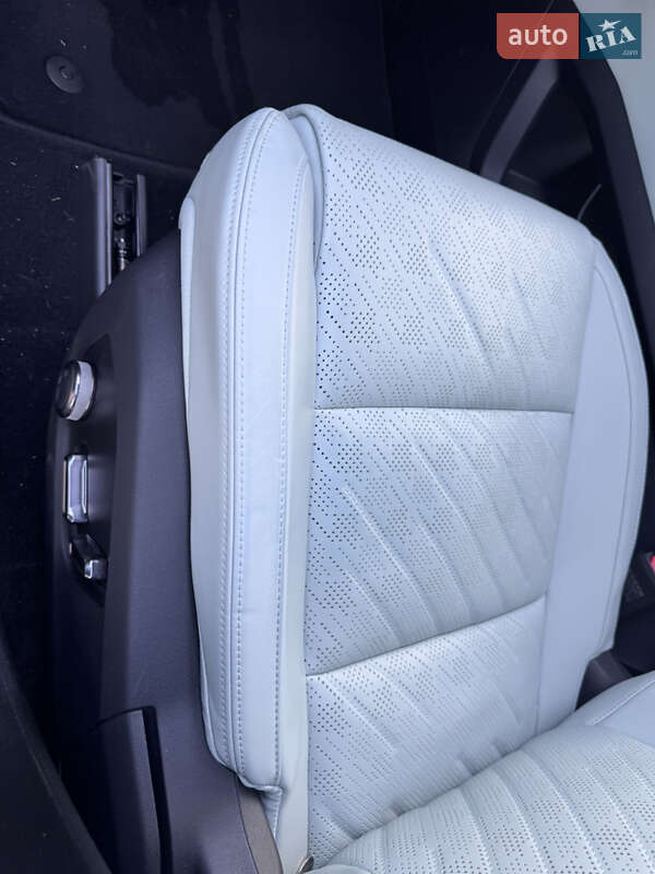 Внедорожник / Кроссовер Zeekr 001 2024 в Киеве