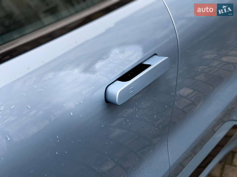 Внедорожник / Кроссовер Zeekr 001 2025 в Ивано-Франковске