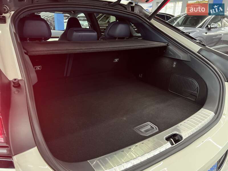 Позашляховик / Кросовер Zeekr 001 2024 в Дніпрі