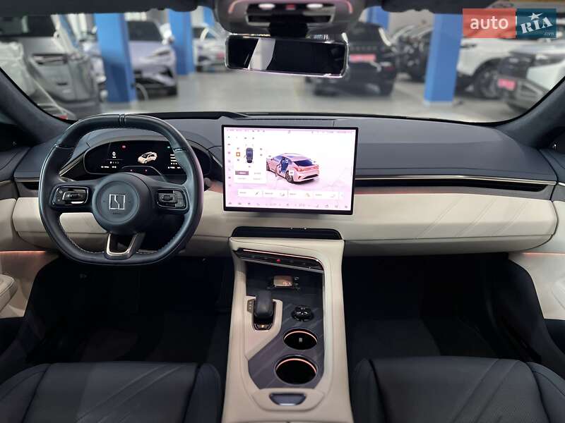 Позашляховик / Кросовер Zeekr 001 2024 в Дніпрі