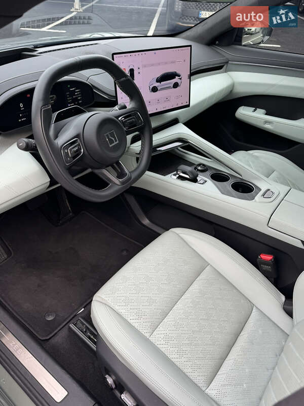 Позашляховик / Кросовер Zeekr 001 2024 в Кривому Розі