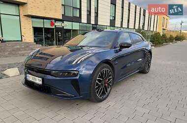 Внедорожник / Кроссовер Zeekr 001 2024 в Хмельницком