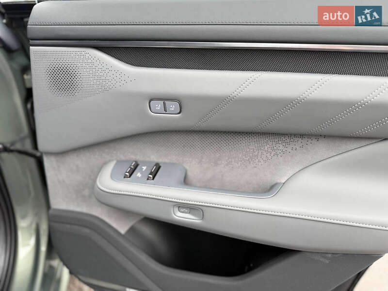 Позашляховик / Кросовер Zeekr 001 2024 в Львові