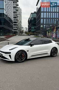 Внедорожник / Кроссовер Zeekr 001 2024 в Кривом Роге