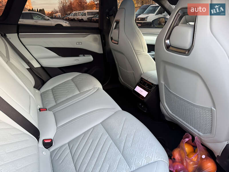 Внедорожник / Кроссовер Zeekr 001 2024 в Киеве