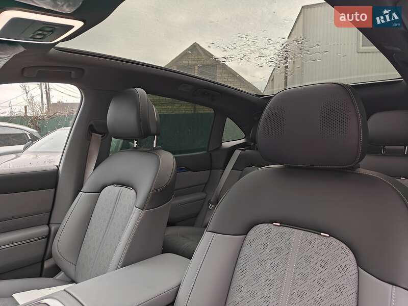 Позашляховик / Кросовер Zeekr 001 2025 в Києві