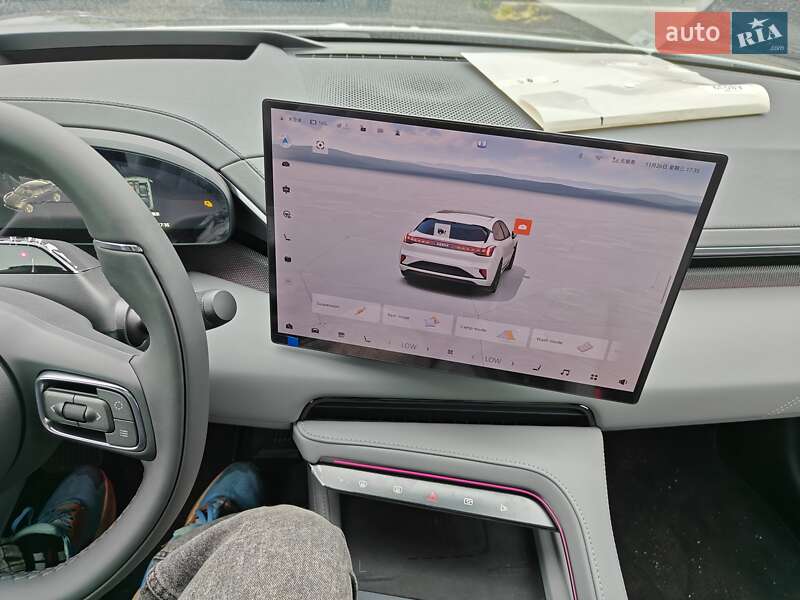 Позашляховик / Кросовер Zeekr 001 2025 в Києві