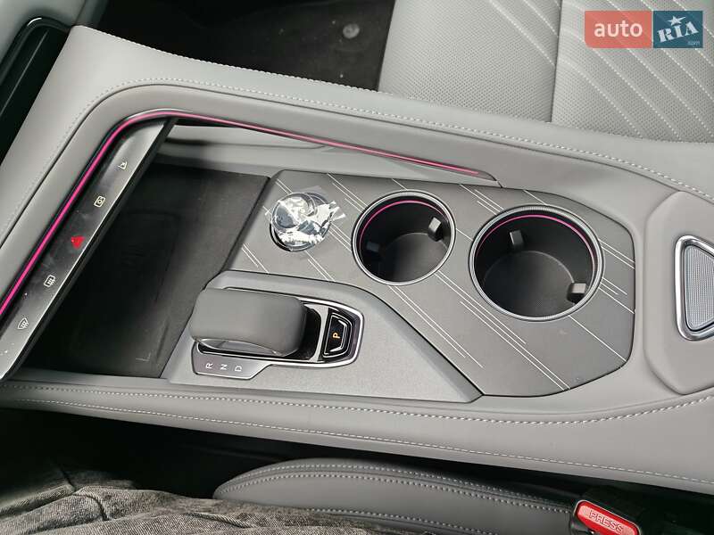 Позашляховик / Кросовер Zeekr 001 2025 в Києві