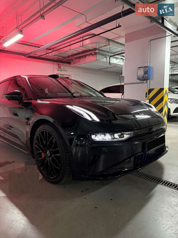 Позашляховик / Кросовер Zeekr 001 2024 в Києві