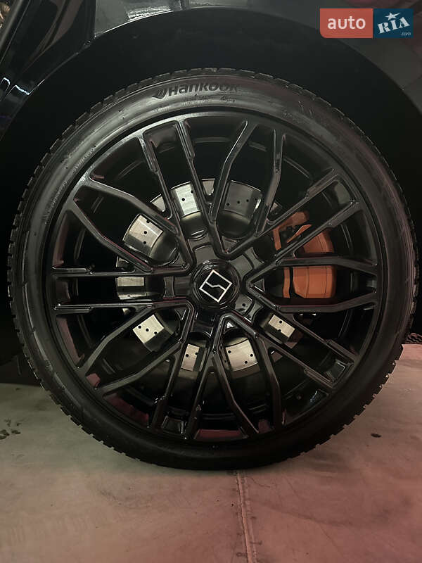 Позашляховик / Кросовер Zeekr 001 2024 в Києві