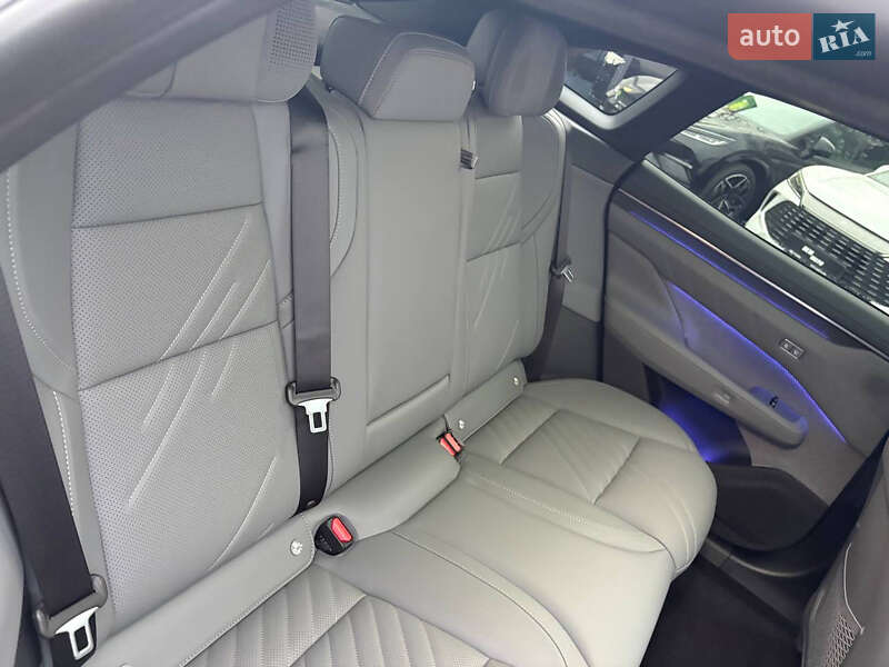 Внедорожник / Кроссовер Zeekr 001 2025 в Киеве