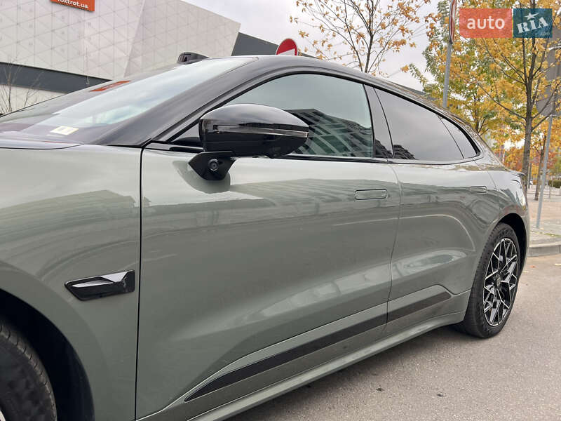 Внедорожник / Кроссовер Zeekr 001 2024 в Киеве