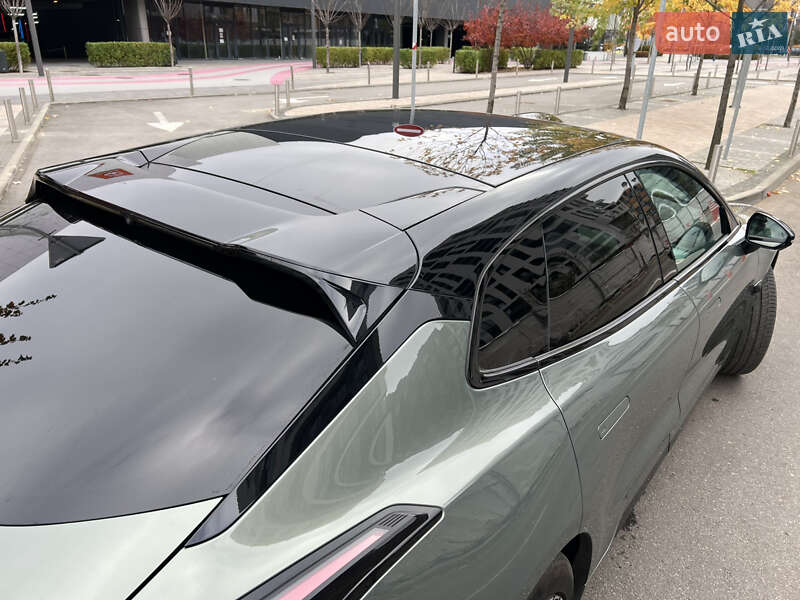 Внедорожник / Кроссовер Zeekr 001 2024 в Киеве