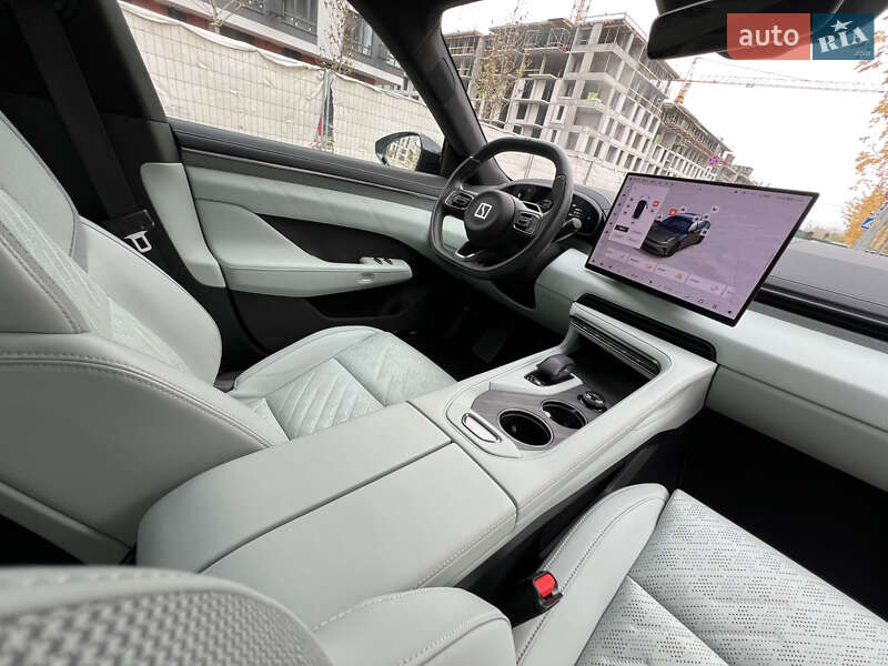 Внедорожник / Кроссовер Zeekr 001 2024 в Киеве