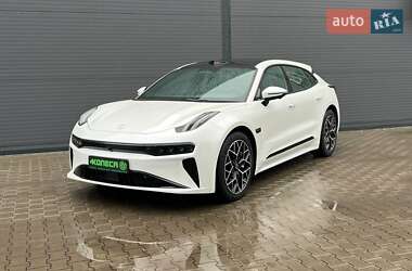 Позашляховик / Кросовер Zeekr 001 2024 в Києві