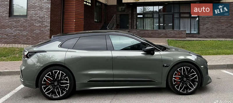 Позашляховик / Кросовер Zeekr 001 2024 в Бучачі