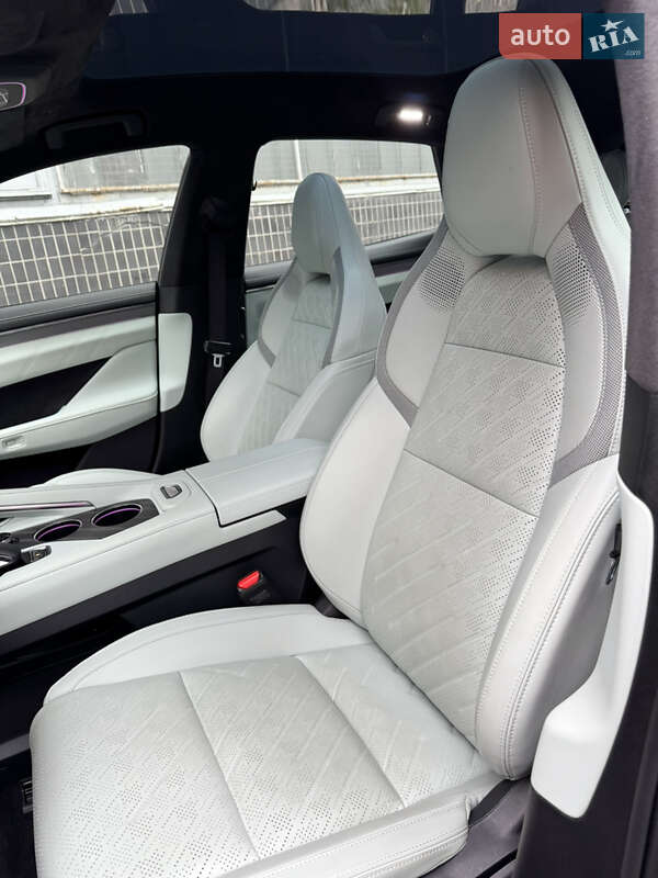 Внедорожник / Кроссовер Zeekr 001 2024 в Киеве