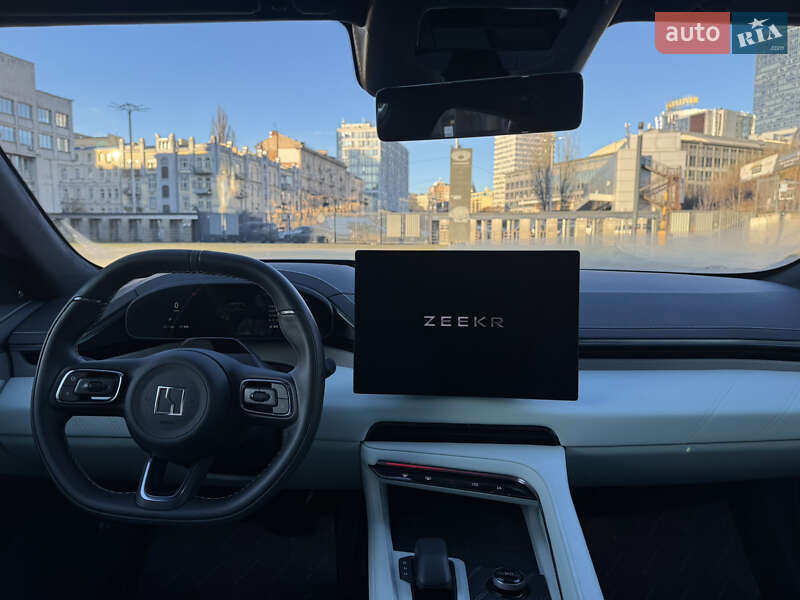 Позашляховик / Кросовер Zeekr 001 2024 в Києві