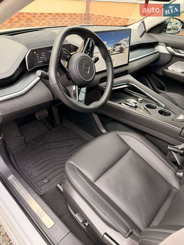 Внедорожник / Кроссовер Zeekr 001 2022 в Ровно