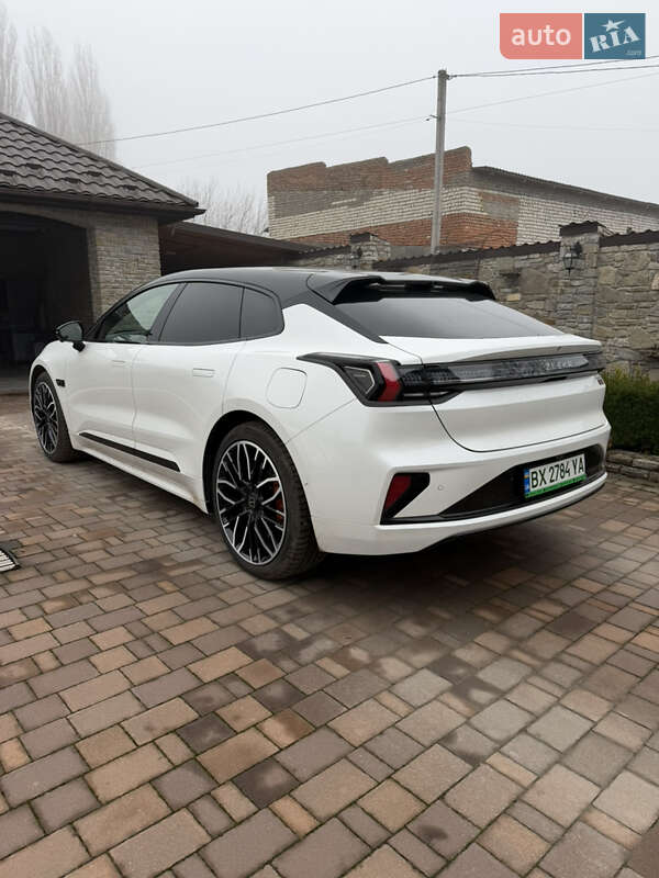 Позашляховик / Кросовер Zeekr 001 2024 в Кам'янець-Подільському