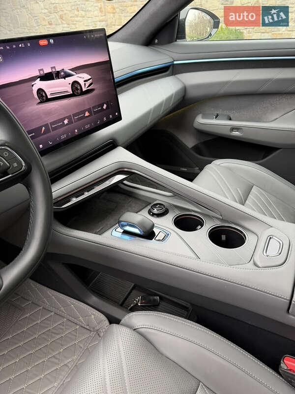 Позашляховик / Кросовер Zeekr 001 2024 в Кам'янець-Подільському