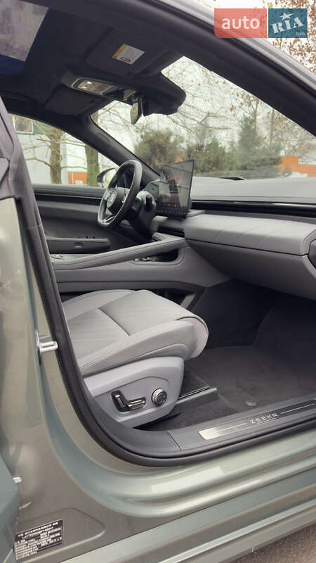 Позашляховик / Кросовер Zeekr 001 2024 в Дніпрі фото 16 Позашляховик / Кросовер Zeekr 001 2024 в Дніпрі