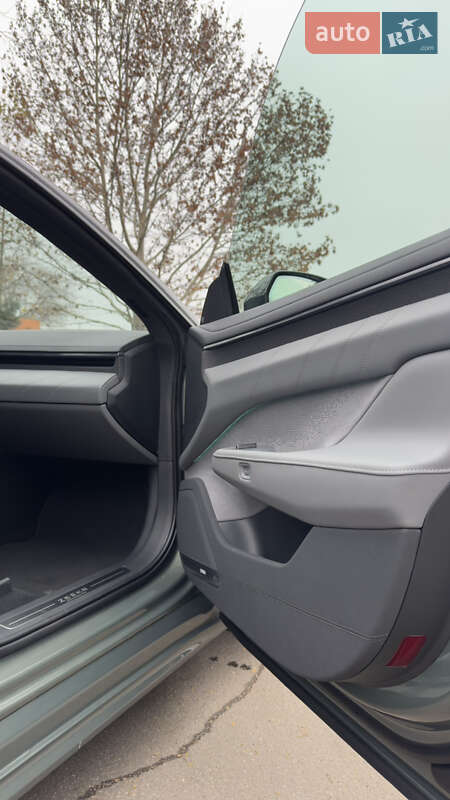 Позашляховик / Кросовер Zeekr 001 2024 в Дніпрі фото 17 Позашляховик / Кросовер Zeekr 001 2024 в Дніпрі