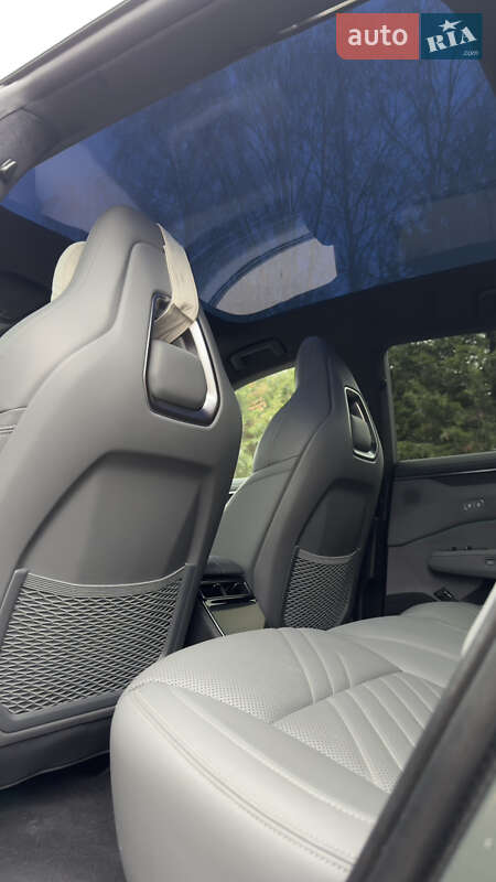 Позашляховик / Кросовер Zeekr 001 2024 в Дніпрі фото 21 Позашляховик / Кросовер Zeekr 001 2024 в Дніпрі