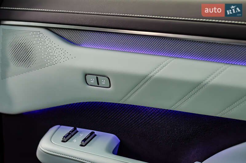 Внедорожник / Кроссовер Zeekr 001 2024 в Киеве