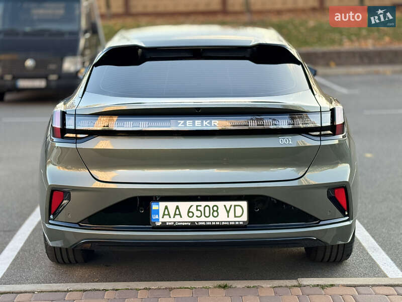Позашляховик / Кросовер Zeekr 001 2024 в Києві