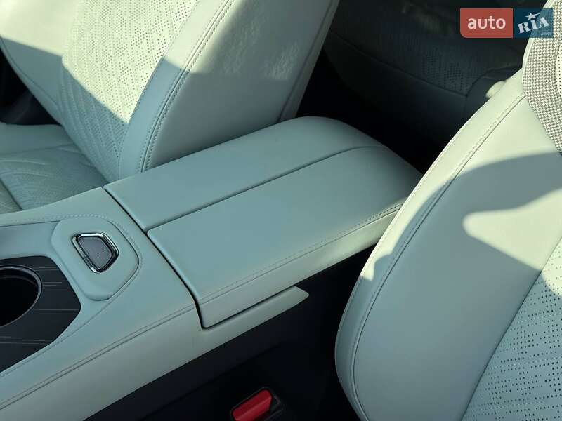 Внедорожник / Кроссовер Zeekr 001 2024 в Каменец-Подольском