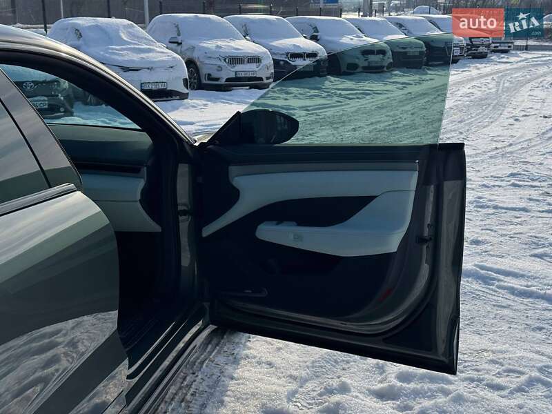 Внедорожник / Кроссовер Zeekr 001 2024 в Каменец-Подольском