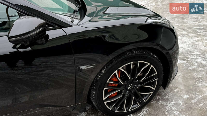 Позашляховик / Кросовер Zeekr 001 2024 в Києві