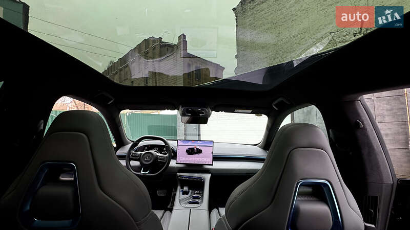 Позашляховик / Кросовер Zeekr 001 2024 в Києві