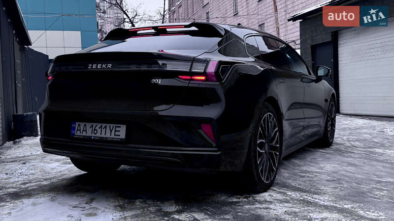 Позашляховик / Кросовер Zeekr 001 2024 в Києві