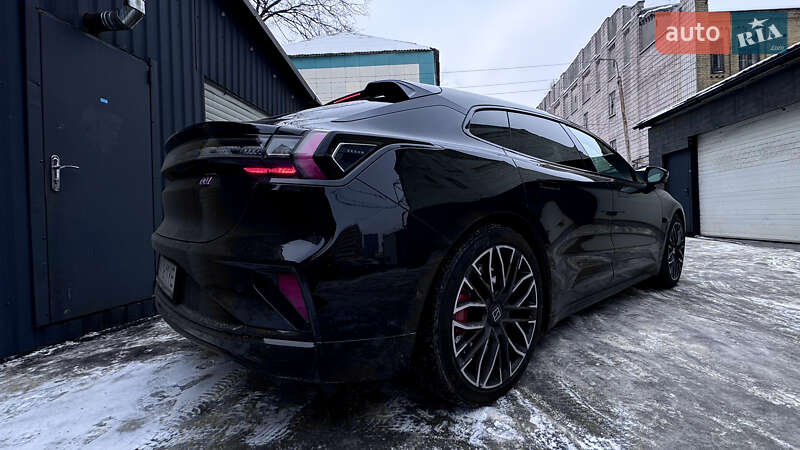 Позашляховик / Кросовер Zeekr 001 2024 в Києві