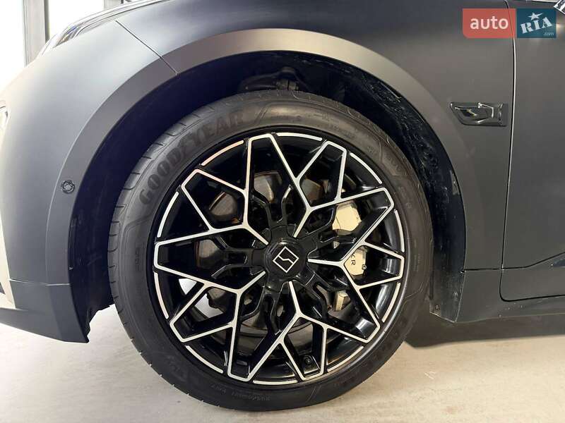 Внедорожник / Кроссовер Zeekr 001 2024 в Киеве