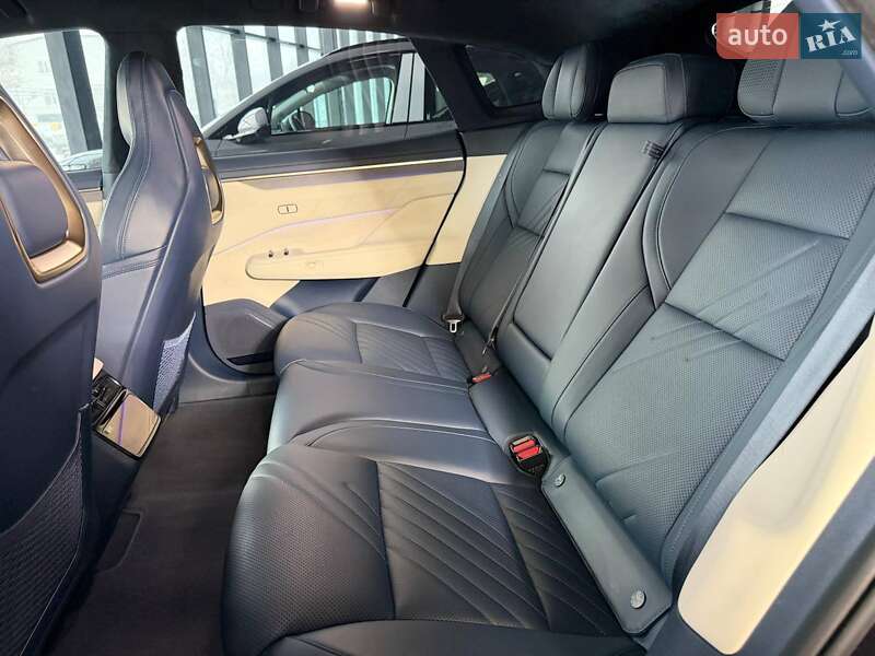 Внедорожник / Кроссовер Zeekr 001 2024 в Киеве