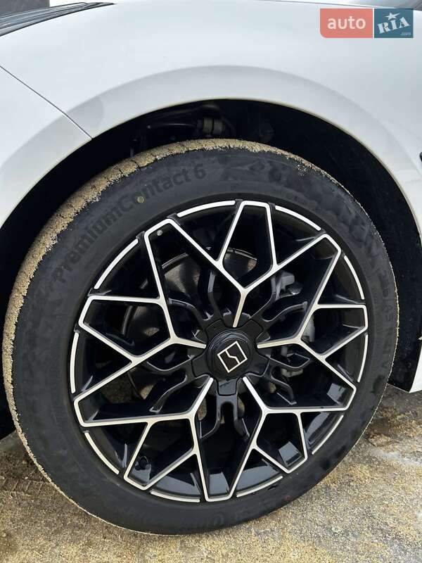 Внедорожник / Кроссовер Zeekr 001 2025 в Николаеве